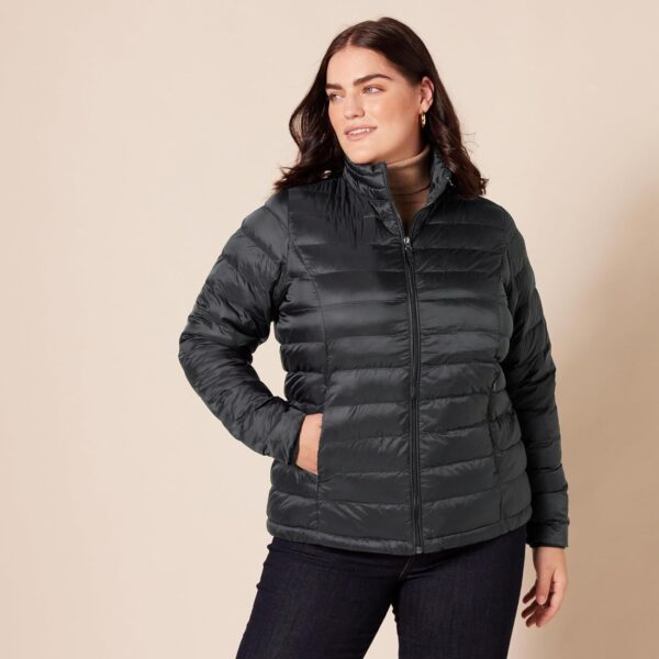 Amazon Essentials Women's Lightweight Long-Sleeve Water-Resistant Packable Puffer Jacket (Available in Plus Size) - Image 7