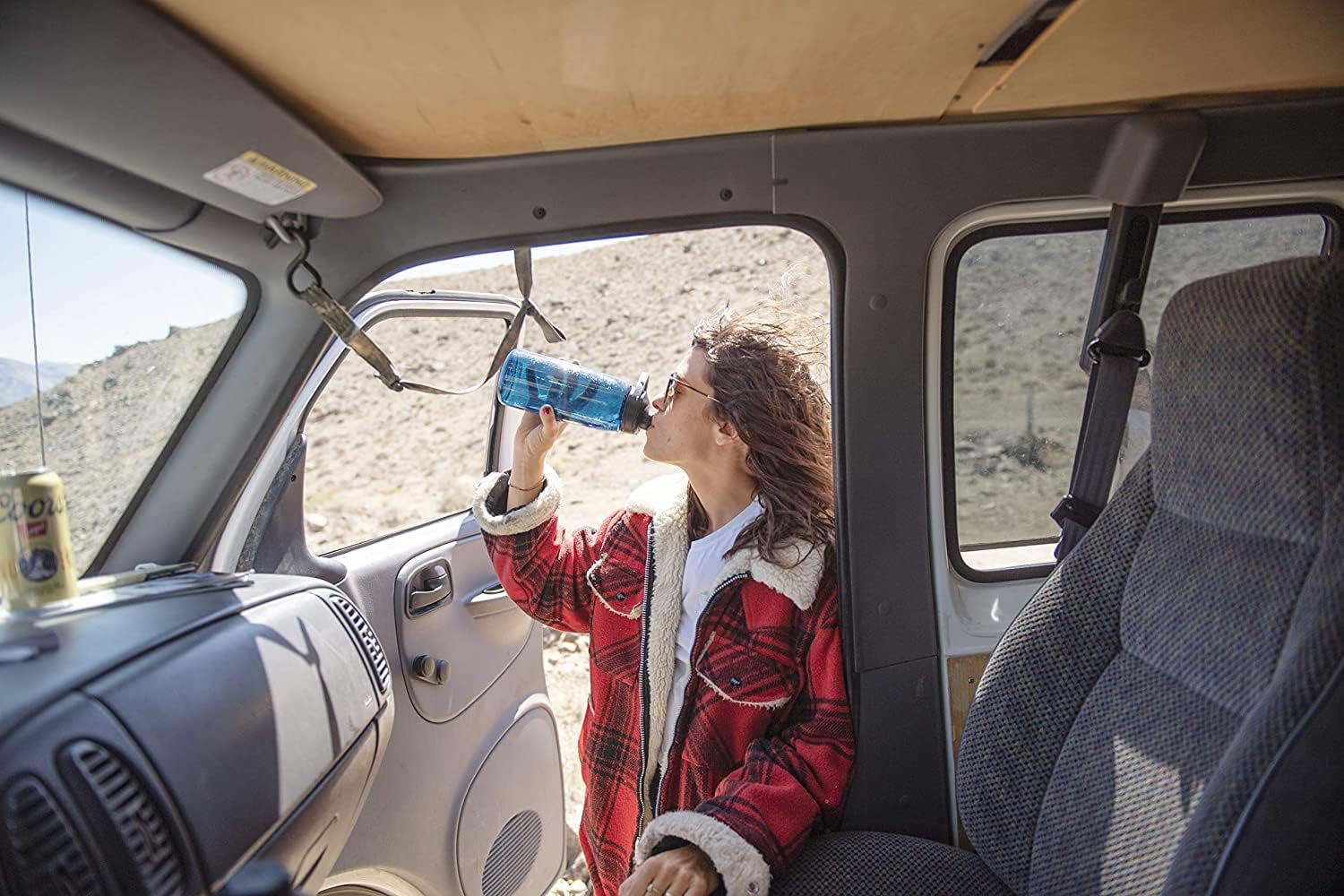 CamelBak Chute Mag BPA Free Water Bottle with Tritan Renew - Magnetic Cap - Image 3