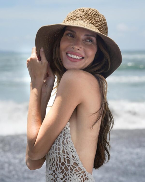 FURTALK Summer Straw Beach Sun Hats for Women UPF 50 Floppy Wide Brim Travel Bucket Hat Foldable Packable - Image 6