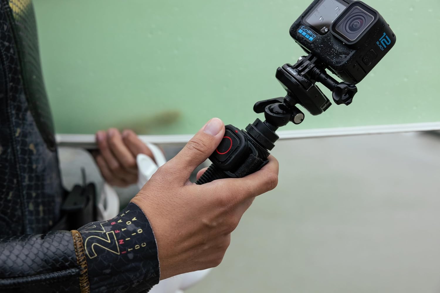 GoPro Extension Pole (Extends from 10" to 48") + Waterproof Shutter Remote - Official GoPro Accessory - Image 11