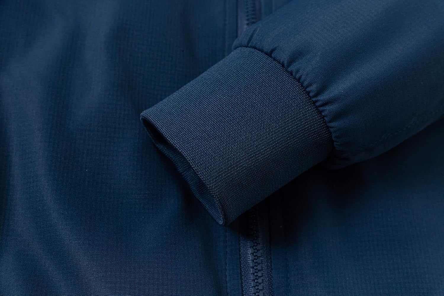 URBANFIND Men's Sports Shell Jacket Lightweight Windbreaker Outdoor Recreation Coat - Image 5