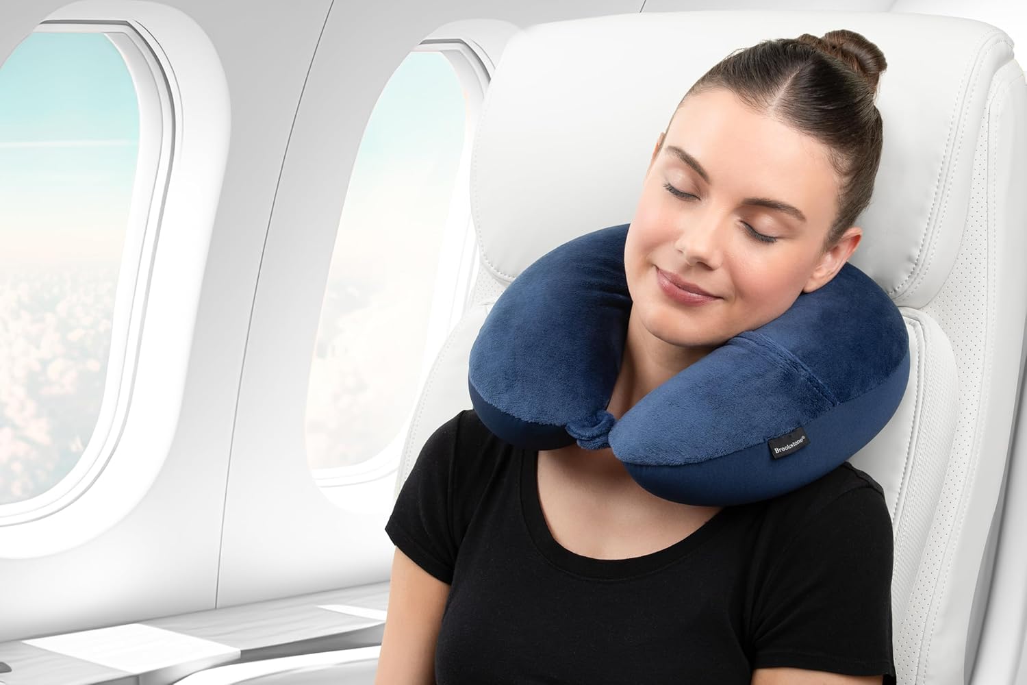 Brookstone Microbead Travel Head and Neck Pillow Lightweight and Plush with Phone or Headphone Pocket, Blue - Image 6