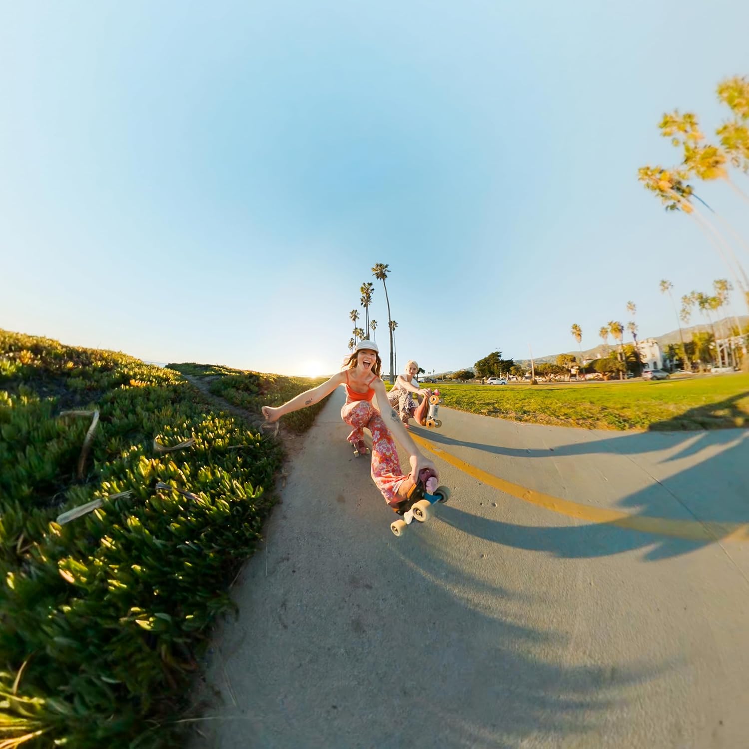 GoPro MAX — Waterproof 360 + Traditional Action Camera with Touch Screen Spherical 5.6K30 HD Video 16.6MP 360 Photos 1080p Live Streaming Stabilization - Image 7